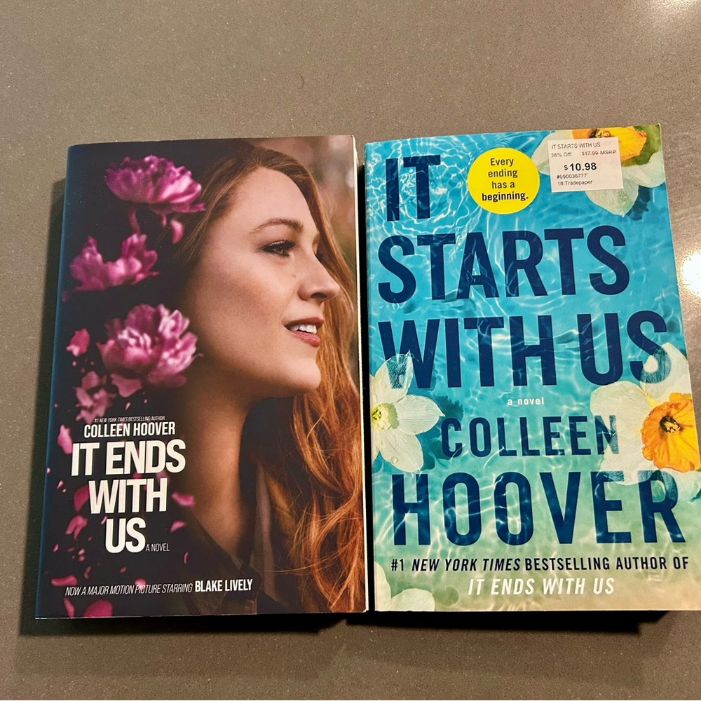 Book Set - It Ends With Us & It Starts With Us